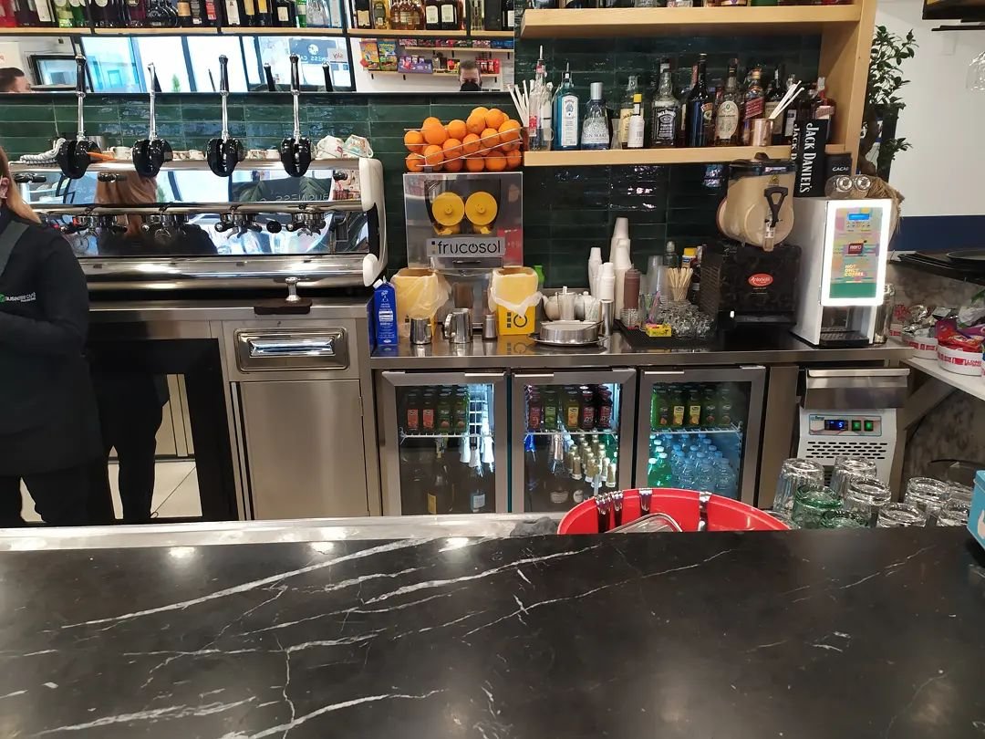 Business Caf